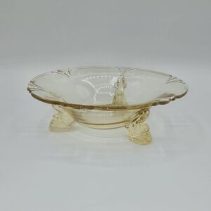 Heisey Empress Sahara Yellow‎ Dolphin Footed Glass Bowl 5.75"